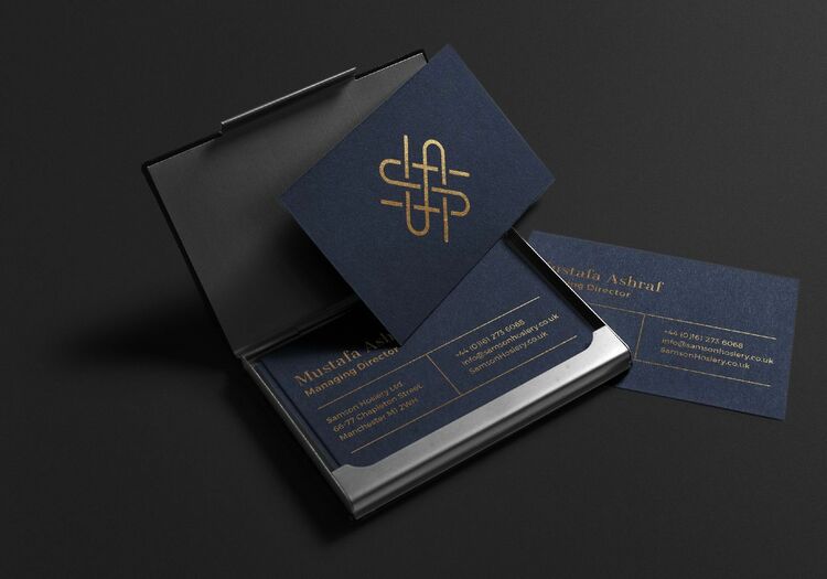 Необычная форма визитки премиум-класса